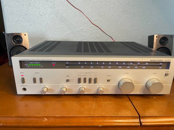 Harman Kardon hk350i Ultra Wide Band Linear Phase Stereo Receiver 1