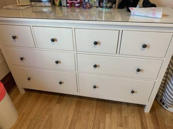 IKEA HEMNES 8-Drawer Dresser (white stained) 1