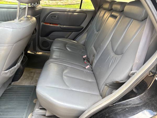 1999 Lexus rx300 - $2,600 (garland)63489212149763123