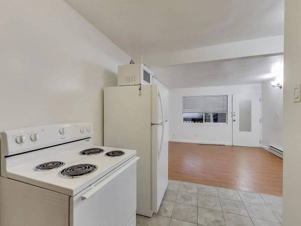 $902 / 1br - Charming 1BR Apartment with Plenty of Natural Light (sunnyvale)63888990994305123