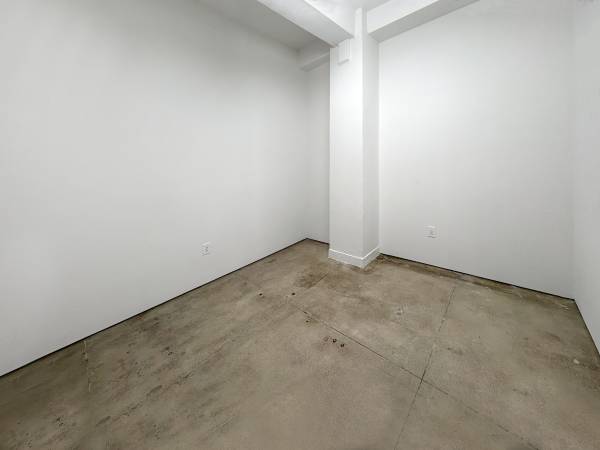 $800 / 111ft2 - $800 NYC ART STUDIOS – MIDTOWN MANHATTAN– LIMITED TIME DEAL! (Midtown)63816576435969122