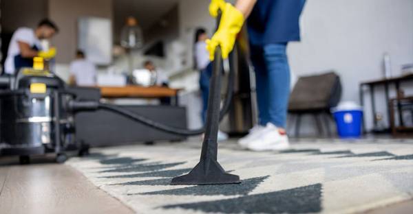 We’re Hiring! Join Our Cleaning Team 1