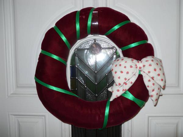 Red velvet wreath 1