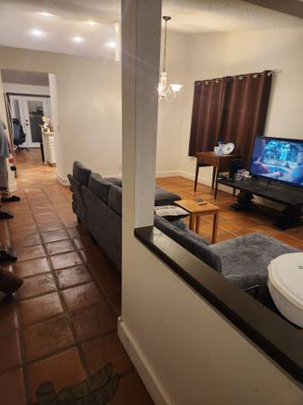 $1,150 / 1br - *HABITACIÓN DISPONIBLE*/ TODOS LOS SERVICIOS PAGADOS/ ACCESO COMPLETO A LA CASA con lavadora (Orcutt Ca)63664008226433123