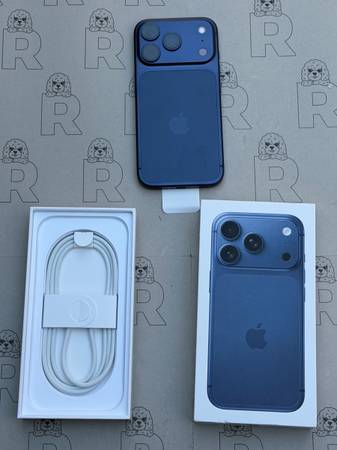 IPhone 17 pro 512g Blue Verizon new 1