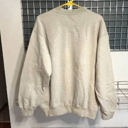 {5} Assorted Sweatshirts . {M} - {Lg} - {XL} . Green Bay Packers - $35 (Knoxville, Tennessee)63442399731073121