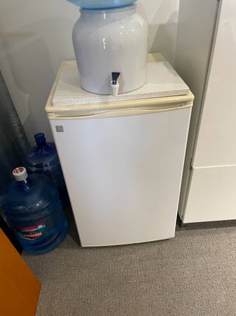 small refrigerator 1