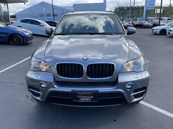 2011 BMW X5 xDrive35i - $10.999 (Lujo de segunda mano)63475487158785121