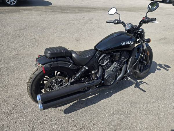 2021 Indian Scout Bobber Sixty