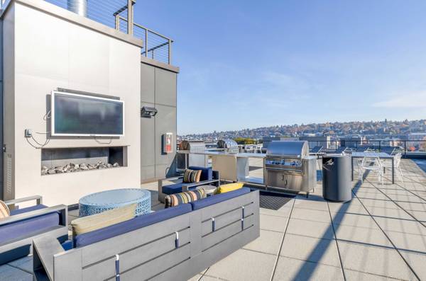 $3,647 / 1br - 1050ft2 - Free Weights, 1/bd 1/ba, in Seattle WA (905 Dexter Ave N, Seattle, WA)63910063840003124