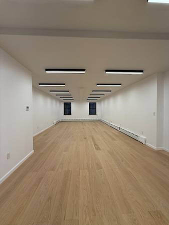 $7,000 / 2000ft2 - Turnkey 2,000 SF Office/Retail Space – PRIME Midtown by Bryant Park! (Midtown)63684781191939122