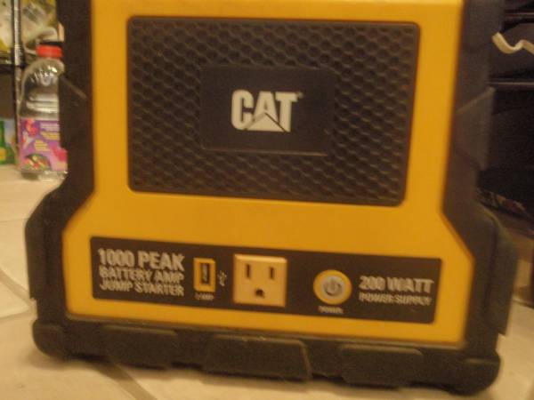 Caterpillar CJ1000CP Jumper Box With Compressor - $9 (Oceanside, Ca.)63471141950723121