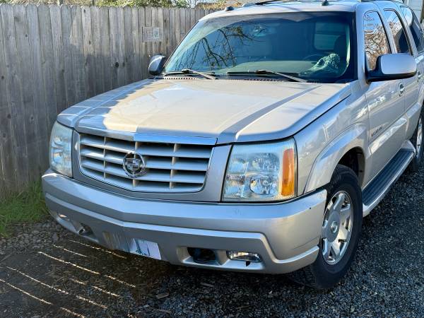 2005 Cadillac Escalade AWD New Tires (engine failure imminent) 1