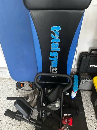 Total Gym with accessories 1