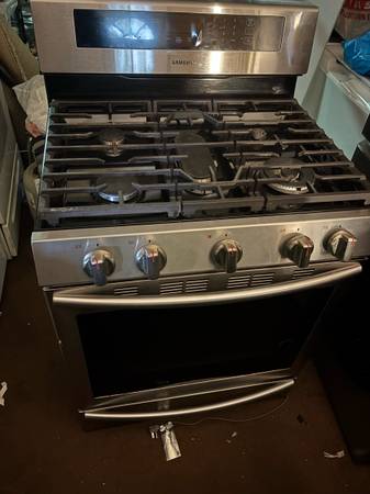 Samsung stainless steel five burner gas stove 1