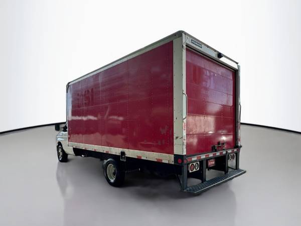 2015 Ford Econoline Commercial Cutaway E-350 SD - $19,995 (_Ford_ _Econoline Commercial Cutaway_ _T)63477356439299124
