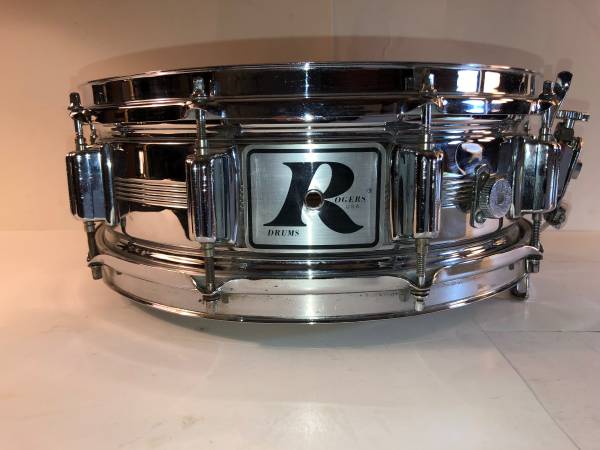 ROGERS DYNASONIC BIG “R” SNARE DRUM 1