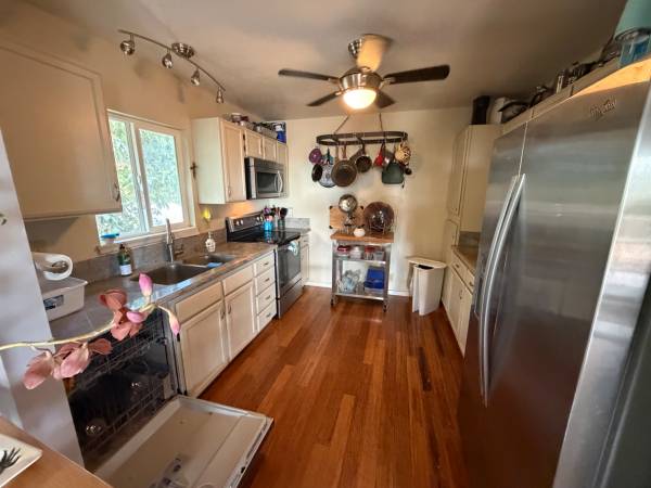 $6,770 / 3br - South Kihei Upstairs W/ View and Pool (Kihei)63939533770243123