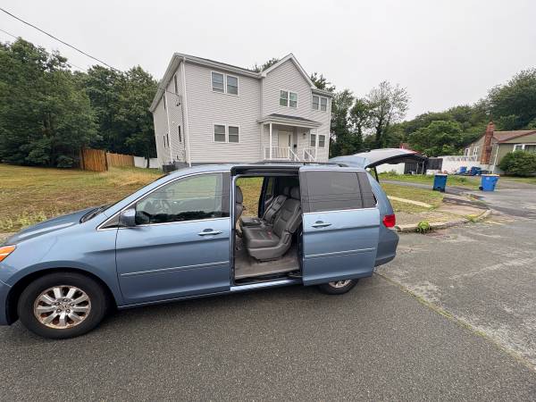 2009 Honda Odyssey EX - $3,650 (Randolph)63618143319553124