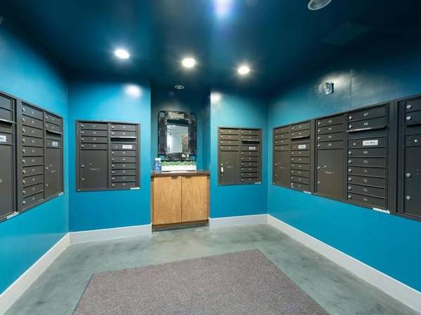 $2,488 / 402ft2 - 2,000 square foot rooftop deck, In unit washer/dryer combos (downtown / civic / van ness)63860996206977123