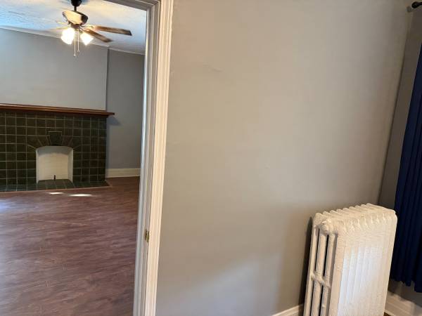 $1,250 / 2br - Includes Utilities  1 or 2 Bedroom (Fort Thomas)63974332284930123