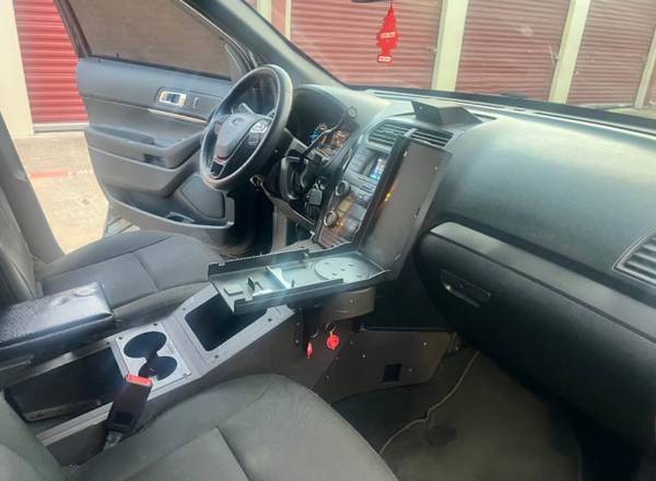 Negro Ford Interceptor 2019, 3.5L - $12,000 (Houston)63617036014337124