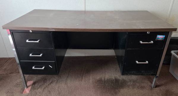 Metal Desk 1