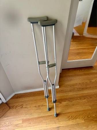 Crutches 1