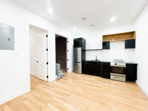 $10,500 / 4br - NO FEE / Amazing East Village  4-Bed 3-Bath / Back Yard (East Village)63886655032449120