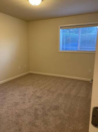 $1,858 / 2br - 1114ft2 - Newly Renovated 2 Bedroom 2 Bath Apartments! (Kennewick)64030645404930122