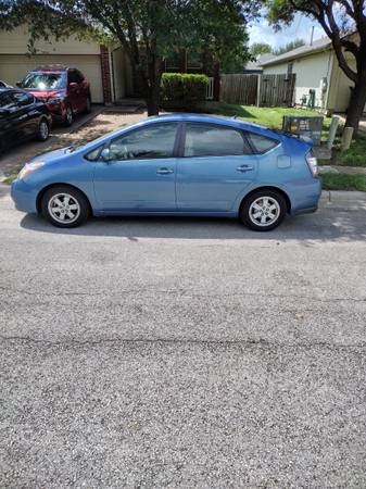 2005 Toyota Prius - $900 (Del Valle, Tx)63621923056131120