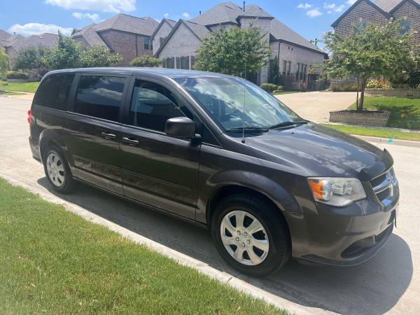 2016 Dodge Grand Caravan SE …family van.. - $4,800 (Dallas north plano)63489182938753124