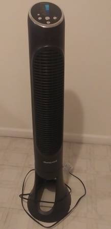Oscillating Fan Tower. Honeywell. 8-Speed. - $50 (Danbury, CT)63443223283329120
