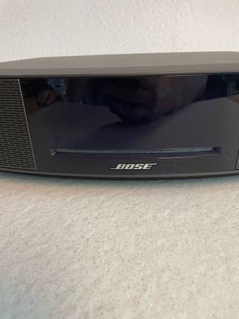 Bose Wave Music System – Model 417788-WMS w/ Remote – $200