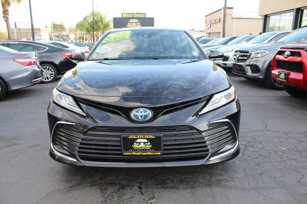 2021 Toyota Camry Hybrid XLE sedán Midnight Black Metallic - $22,995 (LLAME AL 916-238-0273 PARA DISPONIBILIDAD)63619283862401122