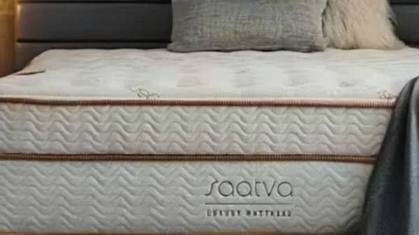 Saatva
Saatva Classic Mattress, Luxury Firm, 11.5" King and Queen 1