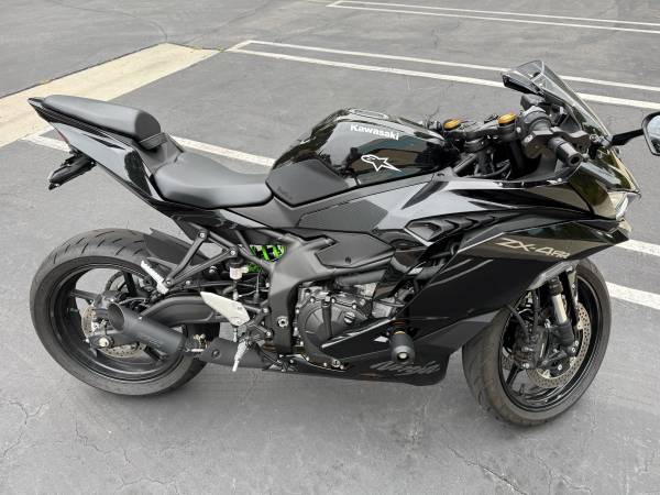 K 2024 Kawasaki ZX636, K | JKBZXJJ18RA000888 | Bid History
