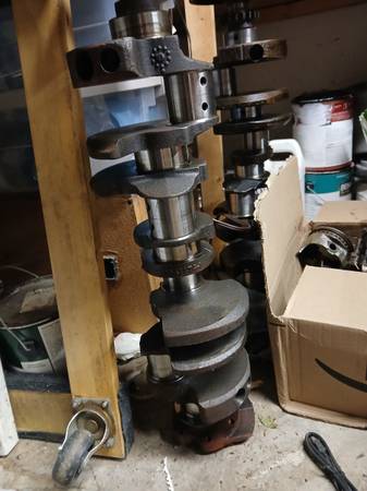 Nice  Large Journal  327 / 307 Crankshaft - SBC - 1