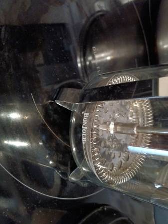 3 Electrodomésticos pequeños: Tetera/Cafetera, Licuadora pequeña, Sacacorchos eléctrico - $25 (san mateo)63439901011329123