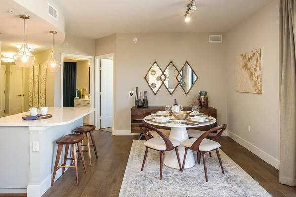 $3,951 / 2br - 1100ft2 - Resort-style landscaping and water features surround the community (Boca Raton)64002015279745120