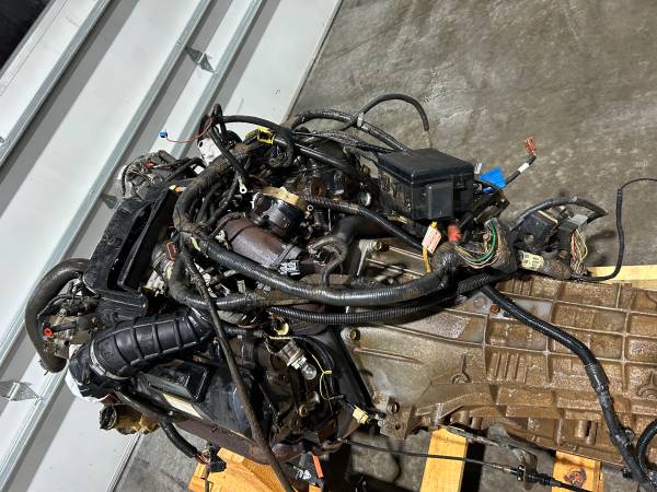 1996 7.3 motor y transmisión y caja de transferencia - $2,500 (Thorp)62926953472131124