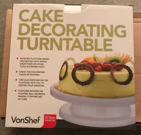 Cake Decorating Turntable New in box 1