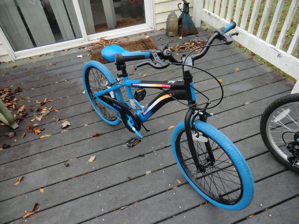 20" Mountain Bicycle 1
