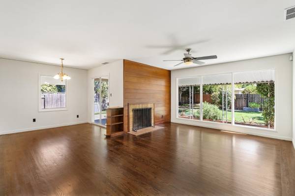 $1,750 / 3br - 1325ft2 - Recién Actualizado y Listo para Ti (Sacramento)63844737383297124