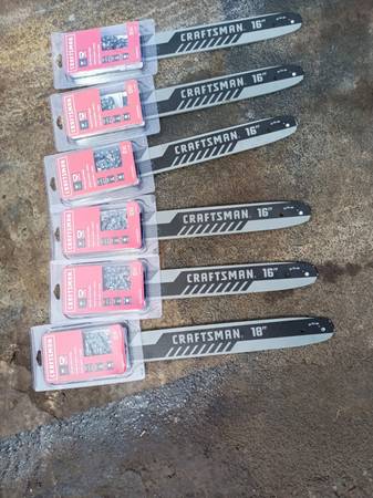 16 Inch Craftsman chain saw with bar 1