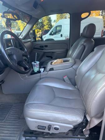 2005 Chevrolet Silverado 2500HD - Photo 8