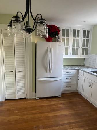 $1950.00 / 2br - 1400ft2 - Classy Updated Historic Townhouse with garage.63974474066307124