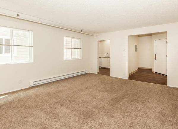 $1,099 / 1br - Bright & Comfortable + Bike Room + Studio or 1 Bedroom Available! (Goose Hollow on 14th)63615726562561124