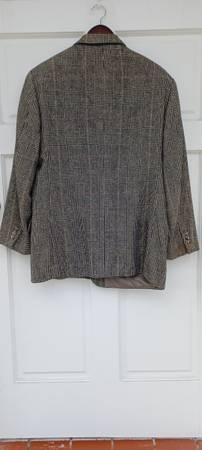 MEN'S JACKETS - $10 (TAMARAC)63444028809985123