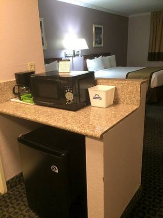 $445 / 1br - Nice Hotel Room Available for Stagecoach Country Music Festival (Indio)63981527584258124
